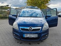 Blau Gebraucht 2006 Opel Zafira Limousine | 2.000 € (Guter Preis)