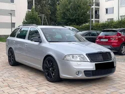 Silber Gebraucht 2008 Skoda Octavia vRS Kombi | 3.300 € (Guter Preis)