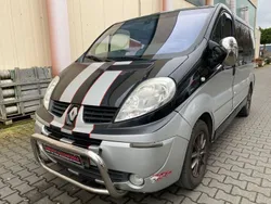 Schwarz midnight Gebraucht 2008 Renault Trafic Privilege Van | 8.650 € (Teuer)