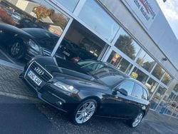 Phantomschwarz (metallic) Gebraucht 2012 Audi A4 Ambiente Kombi | 8.990 € (Guter Preis)