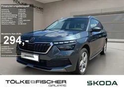 Grau Gebraucht 2021 Skoda Kamiq Style SUV | 21.901 € (Etwas zu teuer)