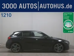 Schwarz Gebraucht 2021 Mercedes A180 AMG line Limousine | 21.480 € (Guter Preis)