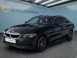Schwarz Gebraucht 2022 BMW 320e Advantage Limousine | 29.749 € (Etwas zu teuer)