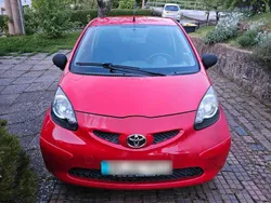 Rot Gebraucht 2007 Toyota Aygo Kleinwagen | 2.000 € (Fairer Preis)
