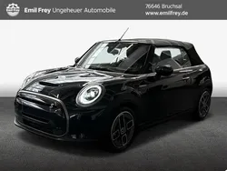 Mini yours enigmatic black Gebraucht 2023 Mini Cooper SE Kleinwagen | 46.990 €