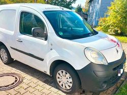 Weiß Gebraucht 2010 Renault Kangoo Van / Kleinbus | 1.900 €