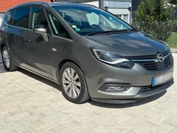 Grau Gebraucht 2017 Opel Zafira Tourer Business Innovation Van / Kleinbus | 10.600 € (Fairer Preis)