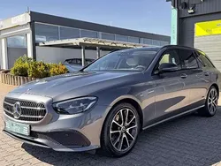 Selenitgrau metalliclack Gebraucht 2023 Mercedes E220 Avantgarde Kombi | 35.491 € (Guter Preis)