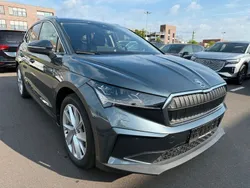 Grau Gebraucht 2021 Skoda Enyaq iV SportLine SUV | 29.500 € (Superpreis)