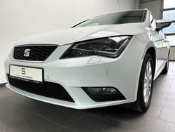 Weiß Gebraucht 2015 Seat Leon ST Style Kombi | 9.987 € (Fairer Preis)