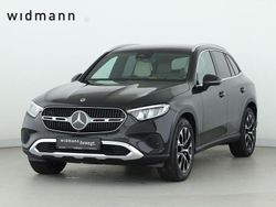 Metalliclack obsidianschwarz Gebraucht 2024 Mercedes GLC220 SUV | 53.900 €