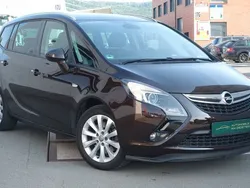 Braun Gebraucht 2014 Opel Zafira Tourer Active Van / Kleinbus | 8.490 € (Guter Preis)