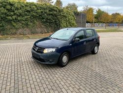 Blau Gebraucht 2015 Dacia Sandero Kleinwagen | 4.290 €