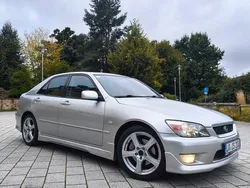 Silber Gebraucht 1999 Lexus IS200 Sport Line Limousine | 13.900 €