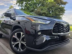Schwarz Gebraucht 2022 Toyota Highlander Executive SUV | 55.000 €