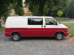 Rot Gebraucht 2000 VW T4 Van | 5.900 € (Teuer)