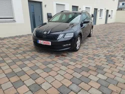 Schwarz Gebraucht 2020 Skoda Octavia Style Kombi | 11.500 €