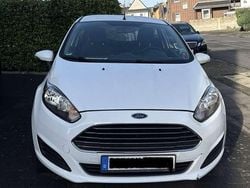 Weiß Gebraucht 2013 Ford Fiesta Trend Kleinwagen | 3.800 € (Superpreis)
