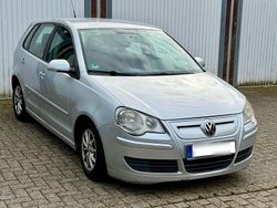 Silber Gebraucht 2008 VW Polo Limousine | 2.500 € (Fairer Preis)