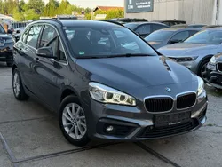 Grau Gebraucht 2016 BMW 216 Active Tourer Advantage Van / Kleinbus | 10.500 € (Fairer Preis)