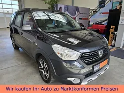 Grau Gebraucht 2018 Dacia Lodgy Stepway Van / Kleinbus | 12.490 € (Fairer Preis)