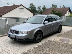 Silber Gebraucht 2003 Audi A4 S-Line Kombi | 4.190 €