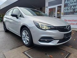 Argonsilber Gebraucht 2022 Opel Astra Business Kombi | 10.990 €