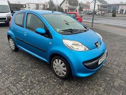 Blau Gebraucht 2005 Peugeot 107 Filou Kleinwagen | 2.500 € (Fairer Preis)