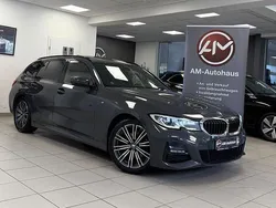 Dravitgrau met. Gebraucht 2020 BMW 320 M Sport Kombi | 29.699 € (Etwas zu teuer)