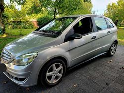 Silber Gebraucht 2005 Mercedes B170 Van / Kleinbus | 4.450 € (Fairer Preis)