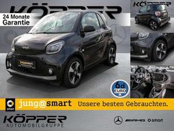 Schwarz Gebraucht 2023 Smart ForTwo Coupé Exclusive Kleinwagen | 16.779 € (Fairer Preis)