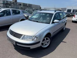 Silber Gebraucht 2000 VW Passat Kombi | 1.700 € (Fairer Preis)