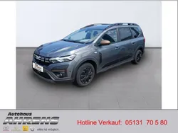 Grau Gebraucht 2023 Dacia Jogger Comfort Van / Kleinbus | 17.950 € (Etwas zu teuer)