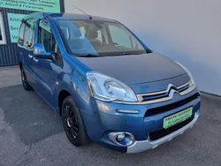 Blau Gebraucht 2014 Citroën Berlingo SELECTION Van / Kleinbus | 8.450 € (Fairer Preis)