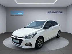 Weiß Gebraucht 2020 Hyundai i20 YES! Limousine | 12.990 € (Fairer Preis)