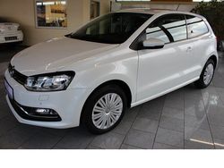 Weiß metallic Gebraucht 2017 VW Polo Highline Limousine | 10.888 € (Guter Preis)