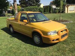 Gelb Gebraucht 1999 Skoda Felicia Fun Limousine | 7.890 €