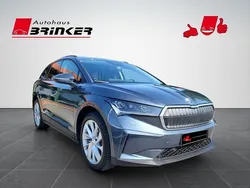 Grau Gebraucht 2021 Skoda Enyaq iV Loft SUV | 27.960 € (Guter Preis)