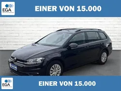 Schwarz metallic Gebraucht 2019 VW Golf VII Trendline | 17.320 € (Fairer Preis)