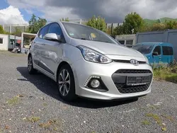 Silber Gebraucht 2016 Hyundai i10 Passion Kleinwagen | 7.400 € (Fairer Preis)