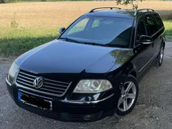 Schwarz Gebraucht 2004 VW Passat Kombi | 2.200 € (Fairer Preis)