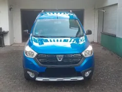 Blau Gebraucht 2018 Dacia Dokker Celebration Van | 12.300 € (Guter Preis)