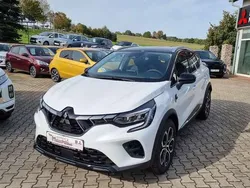 Himalayaweiß/onyxschwarz Gebraucht 2023 Mitsubishi ASX Select SUV | 31.290 € (Etwas zu teuer)