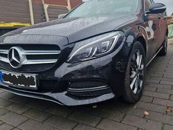 Schwarz Gebraucht 2014 Mercedes C220 Exclusive Limousine | 12.000 € (Etwas zu teuer)