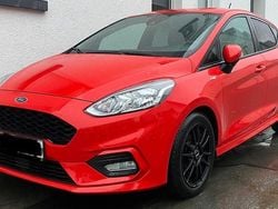 Rot Gebraucht 2018 Ford Fiesta ST-Line Limousine | 9.999 € (Guter Preis)