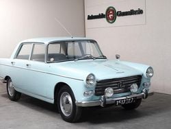 Blau Gebraucht 1962 Peugeot 404 Limousine | 22.990 €