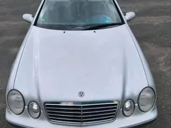 Grau Gebraucht 1999 Mercedes CLK200 Coupé | 2.000 €