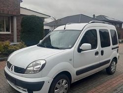 Weiß Gebraucht 2007 Renault Kangoo Van / Kleinbus | 1.200 € (Fairer Preis)