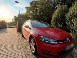 Rot Gebraucht 2015 VW Golf VII Kombi | 8.900 € (Guter Preis)