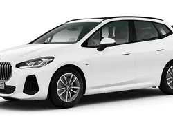 Weiß Gebraucht 2024 BMW 223 Active Tourer Comfort Edition Van / Kleinbus | 45.164 € (Etwas zu teuer)